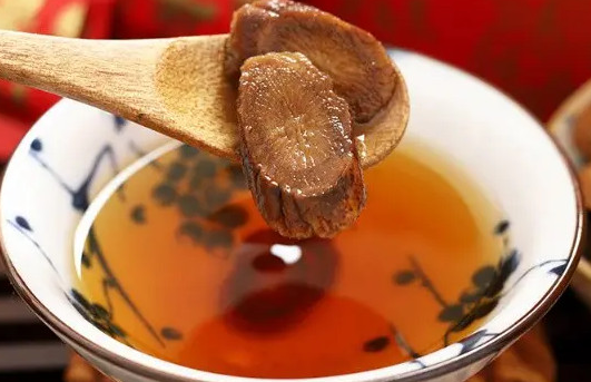  牛蒡根泡水喝有什么好处